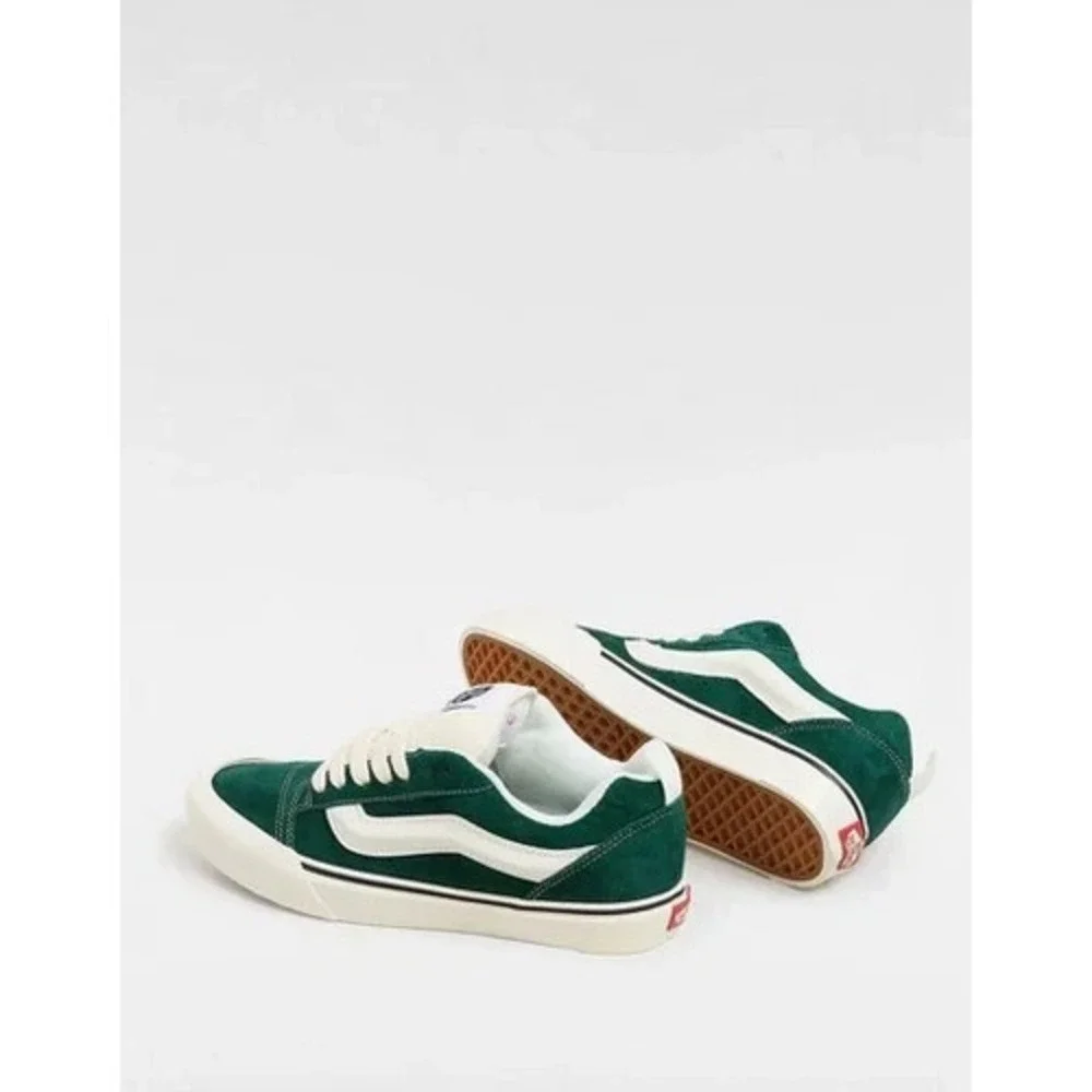 Vans knu skool